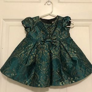 NWOT BABY 3-6m HOLIDAY DRESS